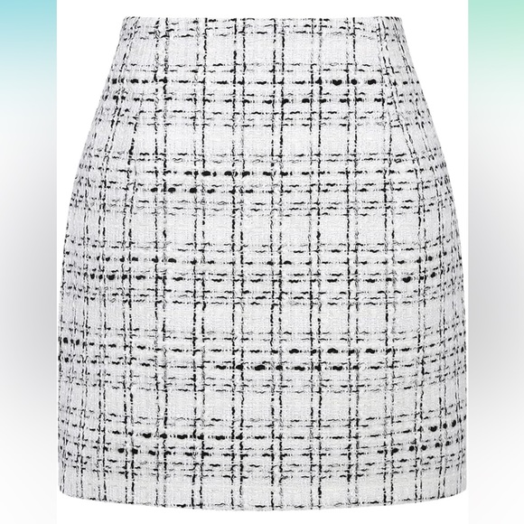 Amazon Dresses & Skirts - White Tweed Wool Blend High Waisted Mini Skirt • (M) *NWT*